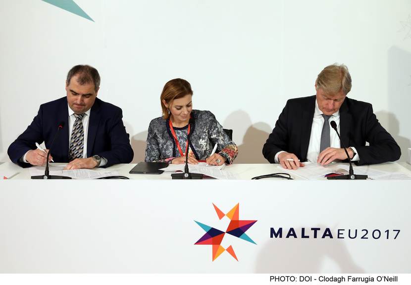 Staatssecretaris Van Rijn samen met de Slowaakse en Maltese bewindslieden.